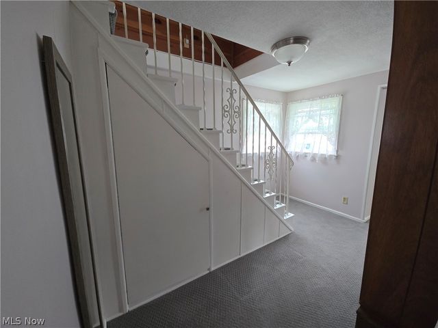 3054 Sterling Road, Lorain, OH 44052