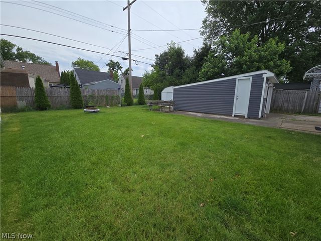 3054 Sterling Road, Lorain, OH 44052