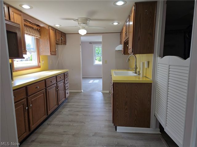 3054 Sterling Road, Lorain, OH 44052
