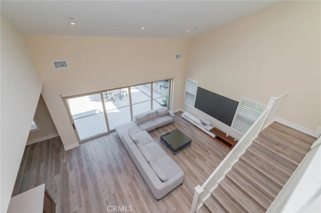 58 Longchamp, Irvine, CA 92602