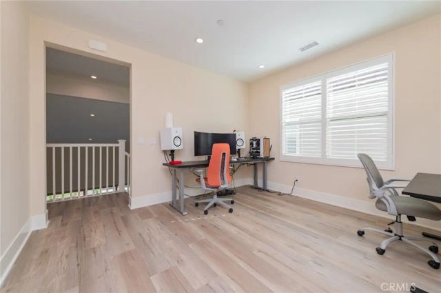 58 Longchamp, Irvine, CA 92602