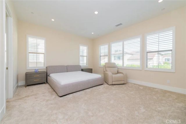 58 Longchamp, Irvine, CA 92602