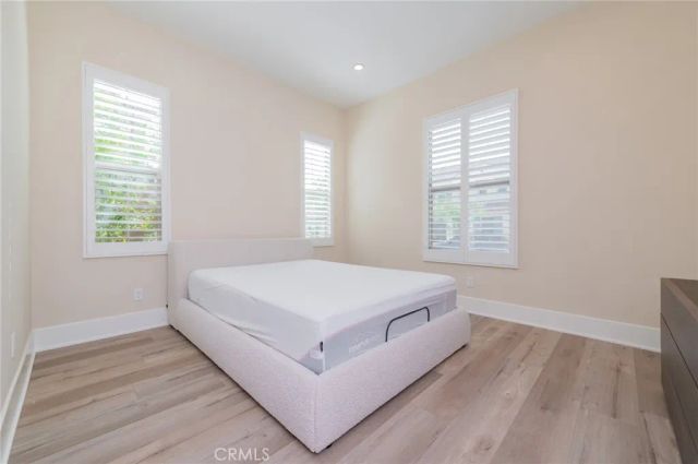 58 Longchamp, Irvine, CA 92602