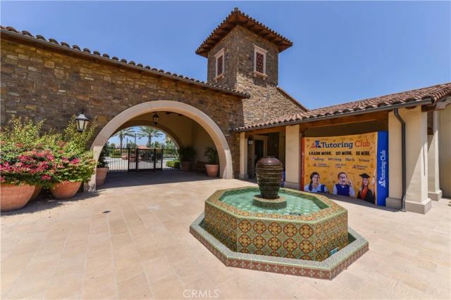 58 Longchamp, Irvine, CA 92602