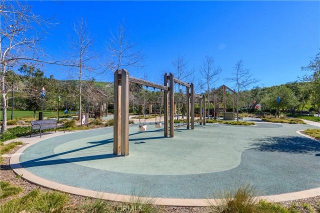 58 Longchamp, Irvine, CA 92602