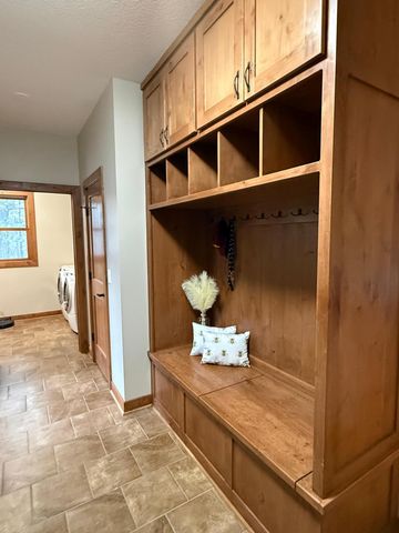 1501 Stagecoach Trail S, Afton, MN 55001