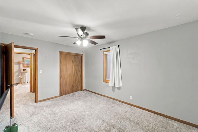 1119 W 12th Street, Cedar Falls, IA 50613