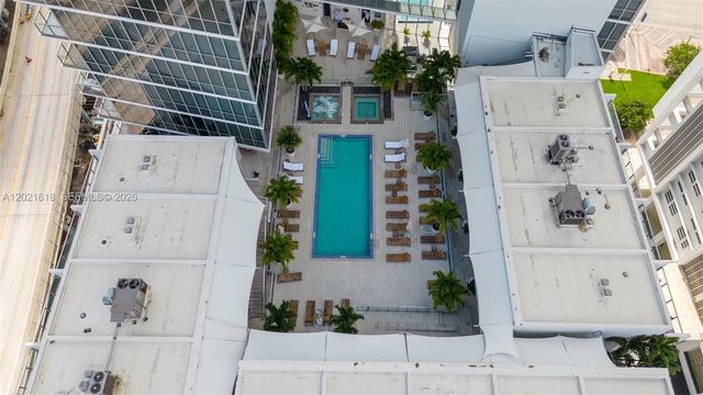 1100 Biscayne Blvd 2706, Miami, FL 33132