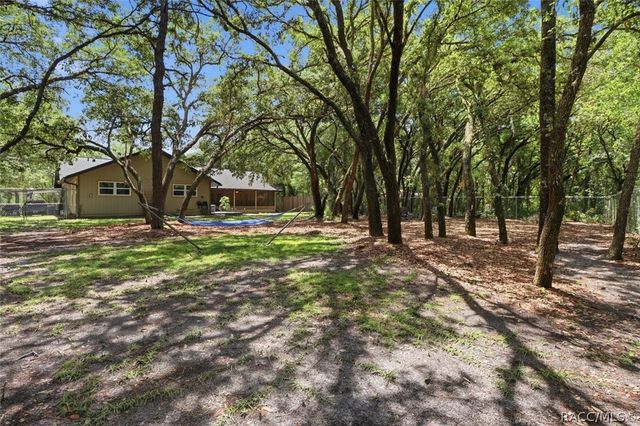 834 N Dunkenfield Avenue, Crystal River, FL 34429