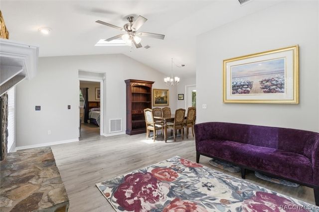 834 N Dunkenfield Avenue, Crystal River, FL 34429