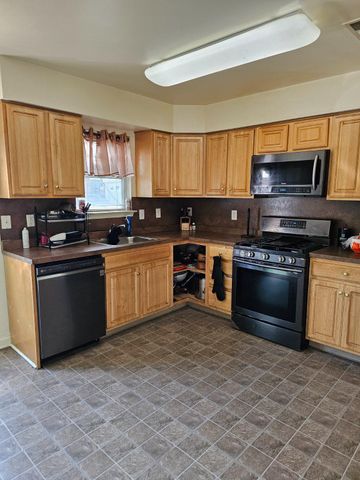 615 EDWARDS ST, Chester, PA 19013