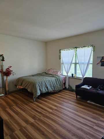 615 EDWARDS ST, Chester, PA 19013