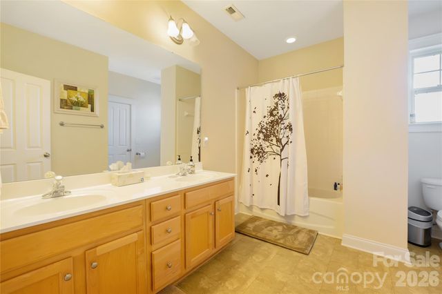 172 Water Oak Drive, Mooresville, NC 28117