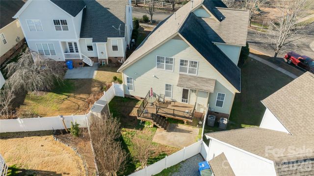 172 Water Oak Drive, Mooresville, NC 28117