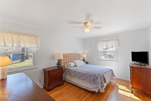 118 E Merlin Drive, Knightdale, NC 27545