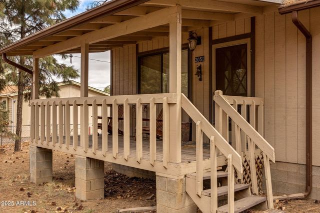 2051 LUMBER VALLEY Road, Overgaard, AZ 85933