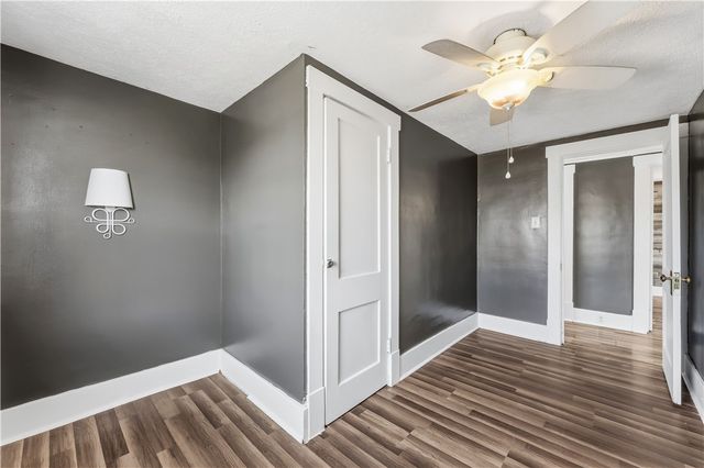 530 Holmes Ave, Baden, PA 15005