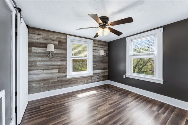 530 Holmes Ave, Baden, PA 15005