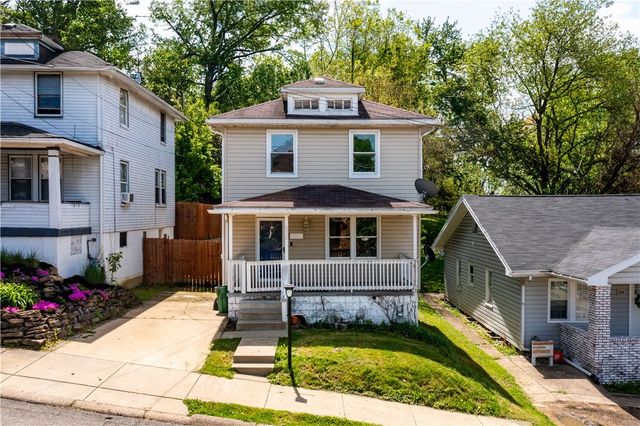 530 Holmes Ave, Baden, PA 15005