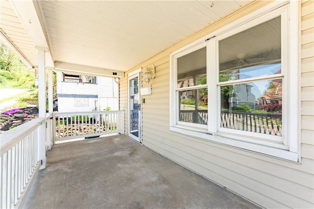 530 Holmes Ave, Baden, PA 15005
