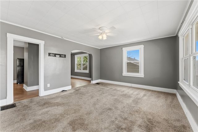 530 Holmes Ave, Baden, PA 15005