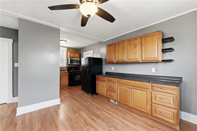 530 Holmes Ave, Baden, PA 15005