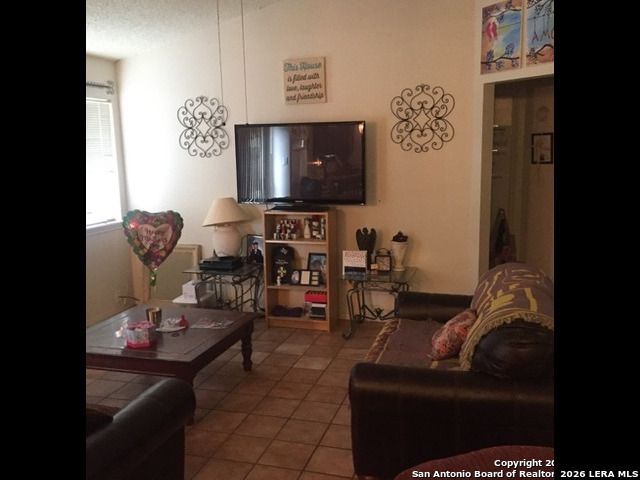 7251 Brandyridge, San Antonio, TX 78250