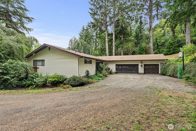 43 Hines Valley Road, Raymond, WA 98577
