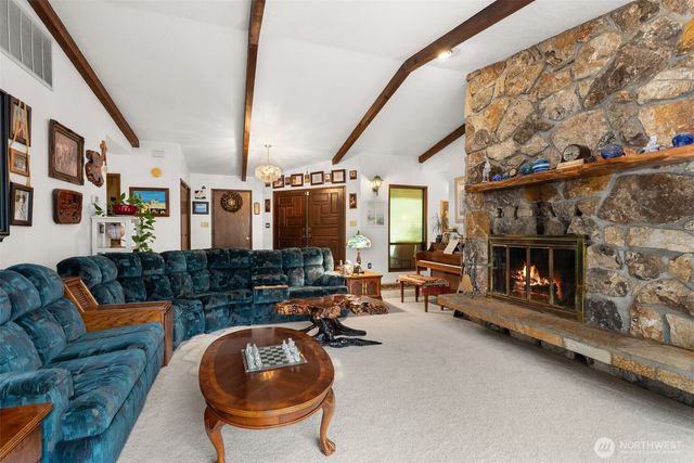 43 Hines Valley Road, Raymond, WA 98577