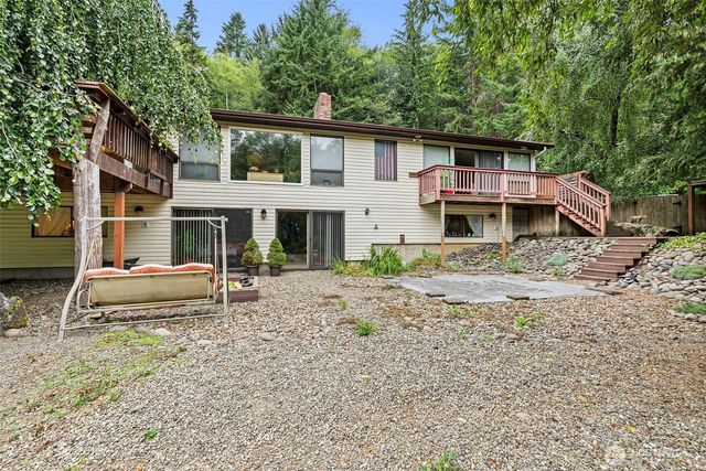 43 Hines Valley Road, Raymond, WA 98577