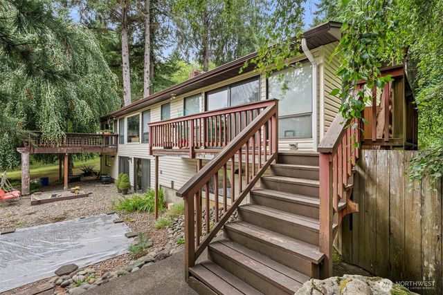 43 Hines Valley Road, Raymond, WA 98577