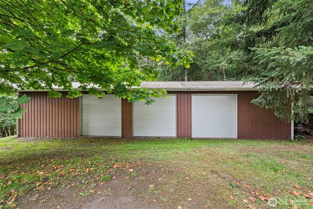 43 Hines Valley Road, Raymond, WA 98577