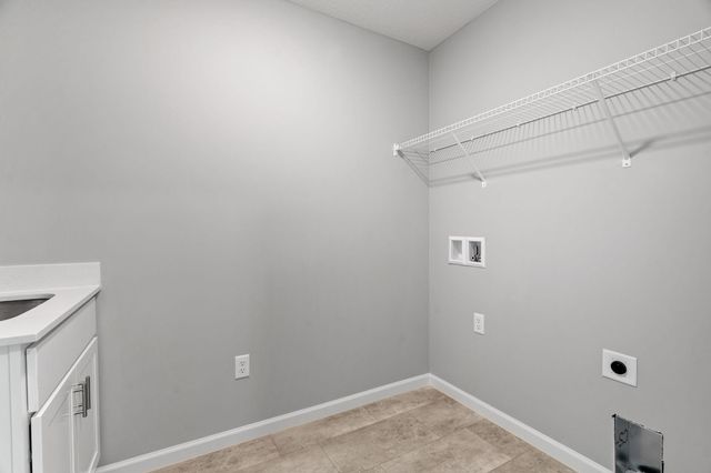 913 Buffalo Street NW, Delano, MN 55328