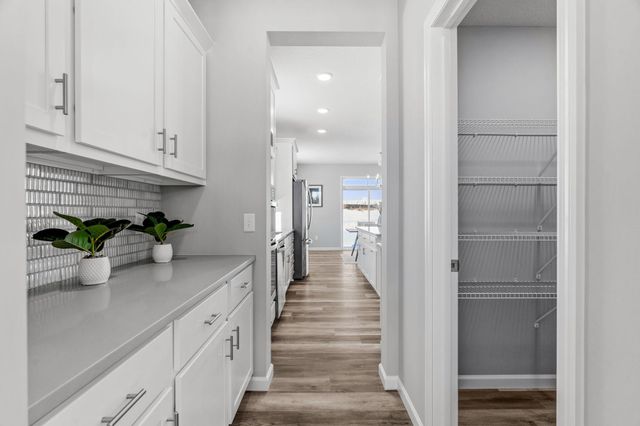 913 Buffalo Street NW, Delano, MN 55328