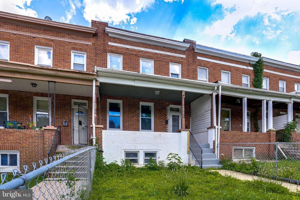 Image 2 of property listing at 713 SPRINGFIELD AVE, Baltimore, MD 21212
