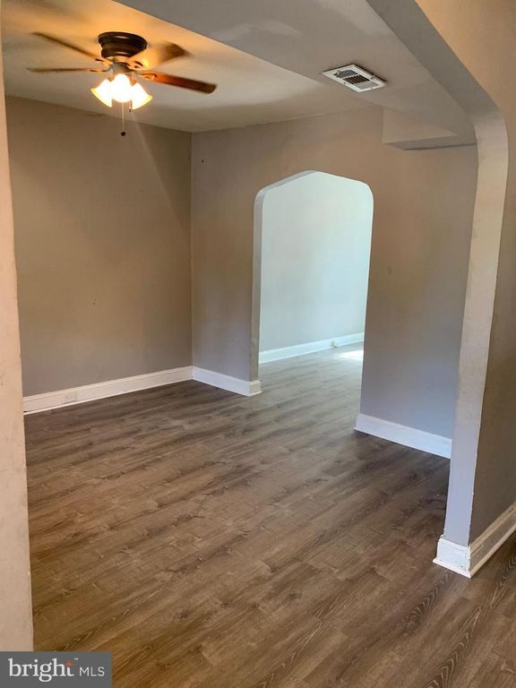 Image 8 of property listing at 713 SPRINGFIELD AVE, Baltimore, MD 21212