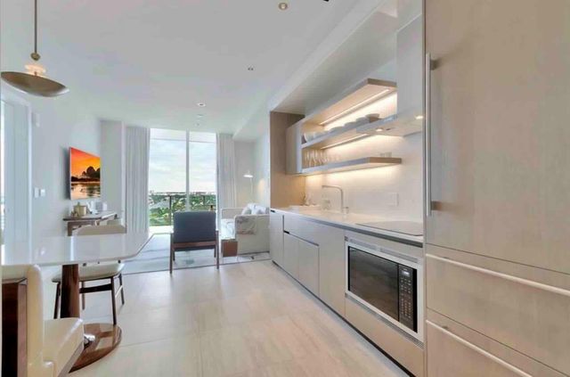 525 N Fort Lauderdale Baach Blvd 1610, Fort Lauderdale, FL 33304