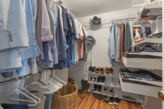 14 Sheffield Place, Mashpee, MA 02649