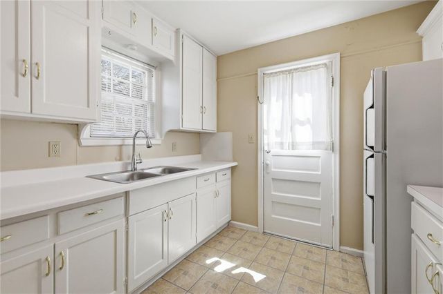 1923 Tennessee Street, Lawrence, KS 66046