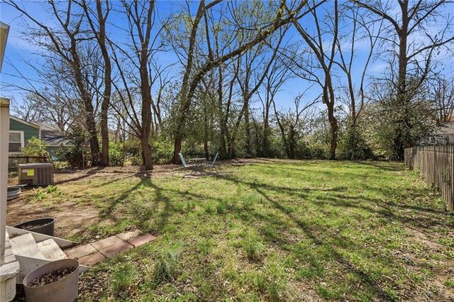 1923 Tennessee Street, Lawrence, KS 66046