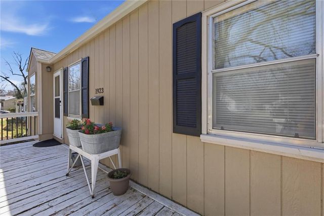 1923 Tennessee Street, Lawrence, KS 66046