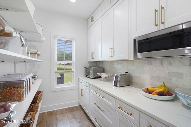 1086 RIGDON Road, Jacksonville, FL 32220