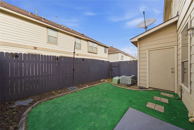 8030 Singing Sonnet Lane, Houston, TX 77072