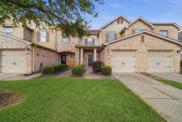 8030 Singing Sonnet Lane, Houston, TX 77072