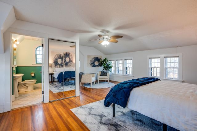 1033 W River Blvd, Wichita, KS 67203