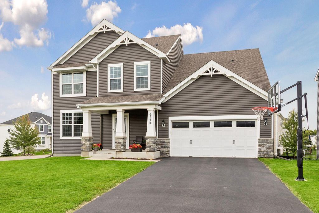 9135 Lighthouse Lane, Woodbury, MN 55129 — exterior