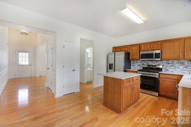 2205 Arbor Vista Drive, Charlotte, NC 28262