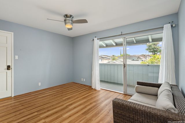 94-1037 Paha Place S-7, Waipahu, HI 96797