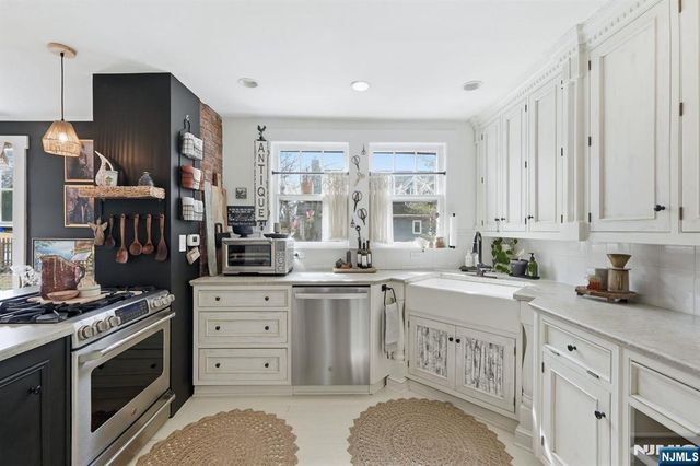 122 Prospect Street, Ramsey, NJ 07446