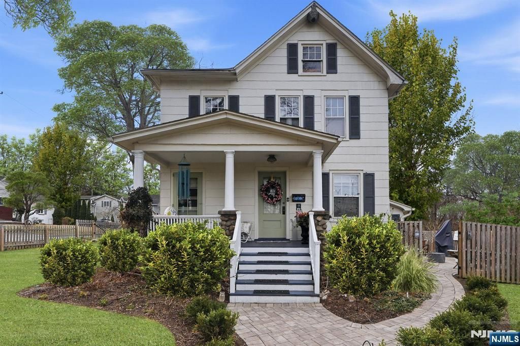 122 Prospect Street, Ramsey, NJ 07446